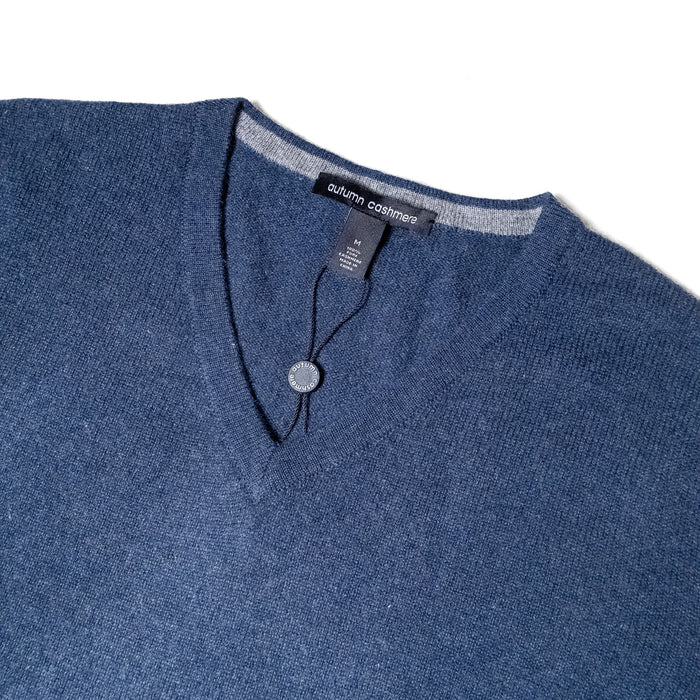 BASIC V-NECK