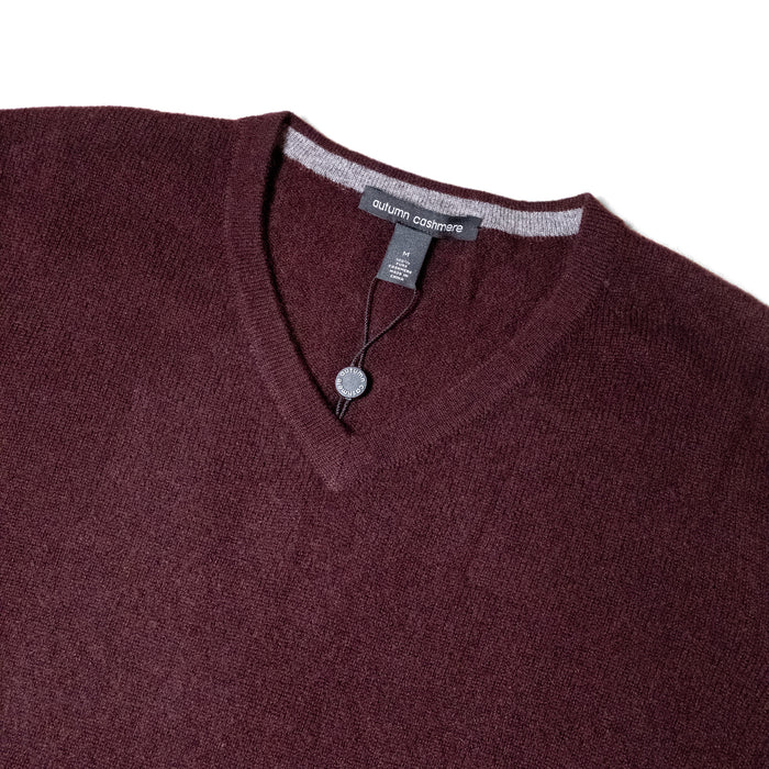 BASIC V-NECK