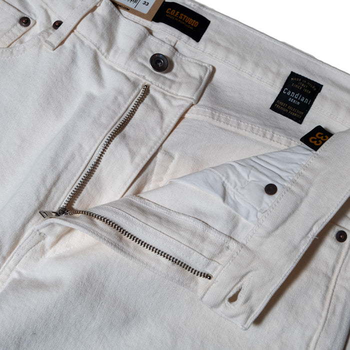 M8 JEANS