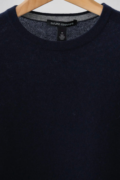 BASIC CREWNECK SWEATER