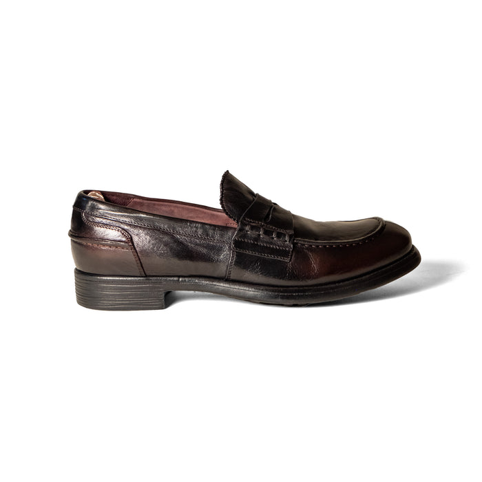 CHRONICLE LOAFER