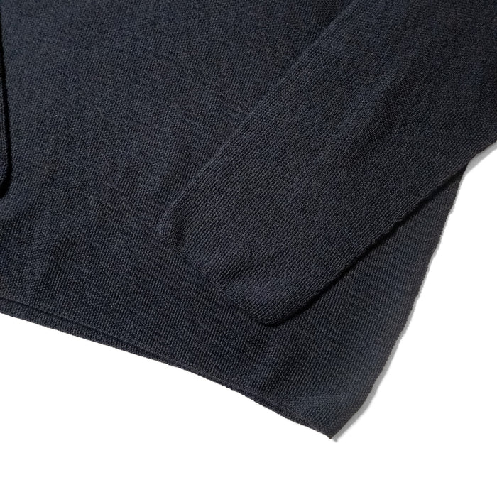 3D SEAMLESS CREW NECK