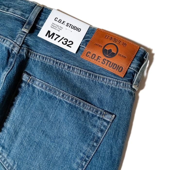 M7 TAPPERED JEANS