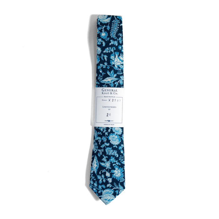 VINTAGE FLORAL NECKTIE