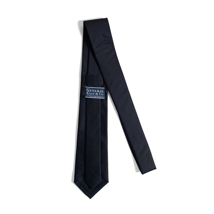 BLACK FORMAL CLASSIC NECKTIE