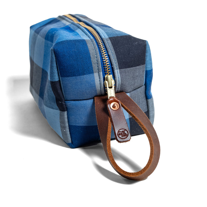 TOILE TRAVEL KIT