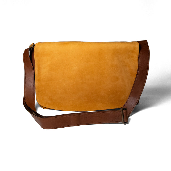 RECLAIMED LEATHER MESSENGER