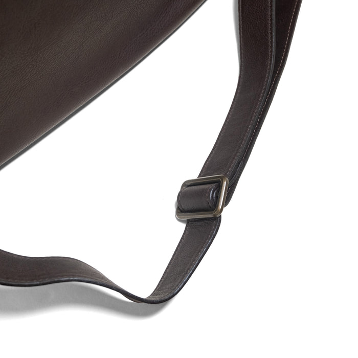 RECLAIMED LEATHER MESSENGER