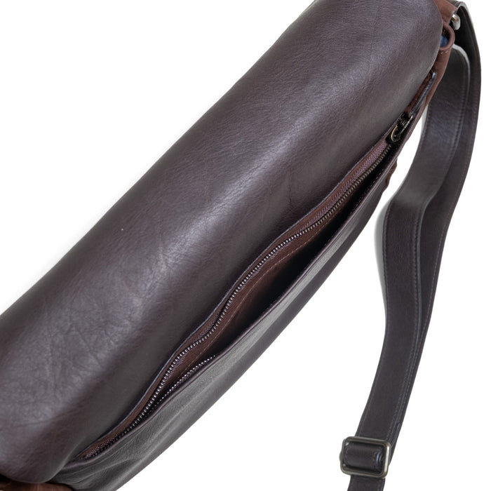 RECLAIMED LEATHER MESSENGER